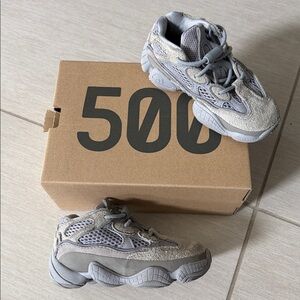 Adidas YEEZY 500 Sneakers 8.5 infant